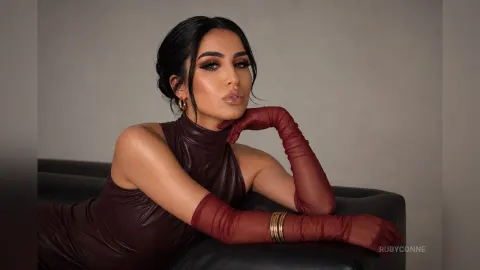 RubyConne — Burgundy  Sensual Goddess