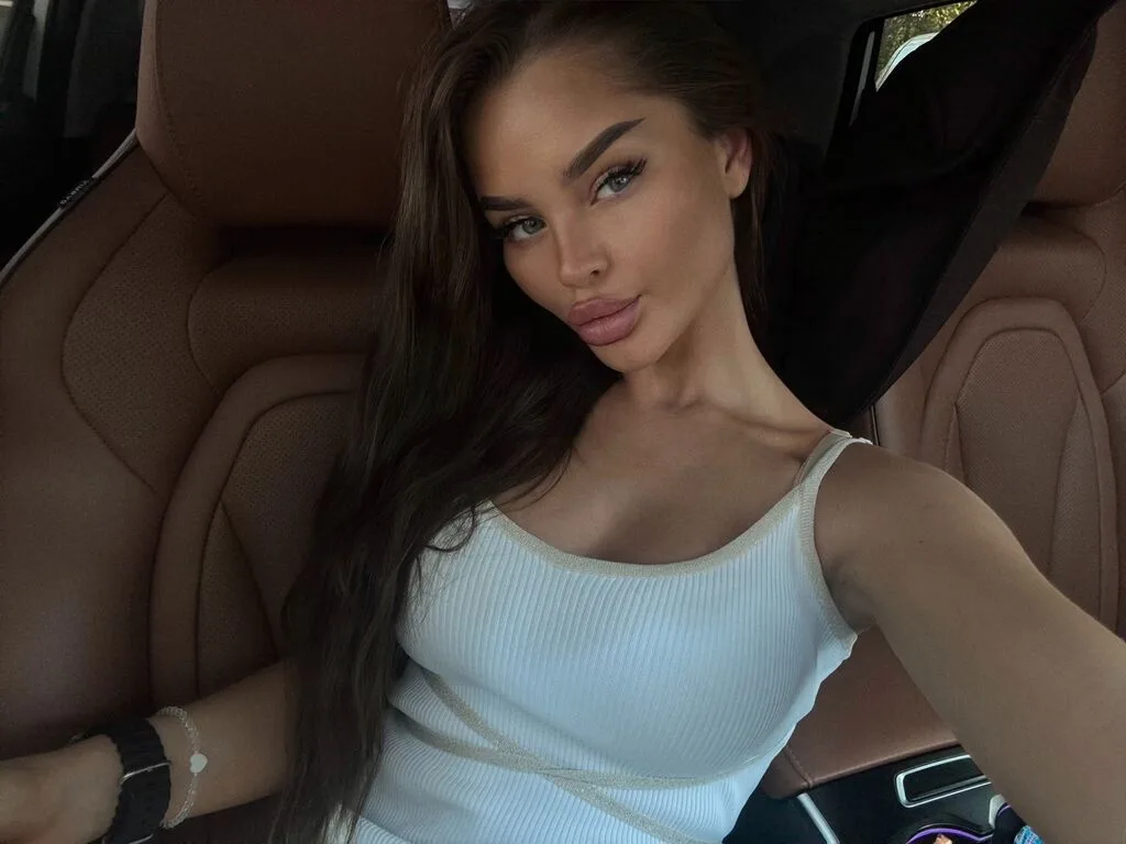 MikaelaBanes