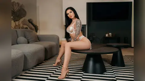 CarolinePrescott — Winter Retreat, Naughty Thoughts