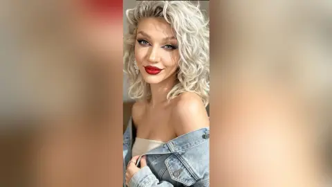 EmmaAmstrong — ❤️