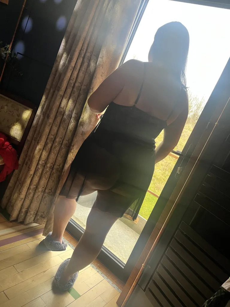 NaughtyWifeUK — Streamate Photos