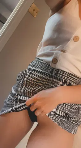 JoanieOakley21 — Streamate Photos