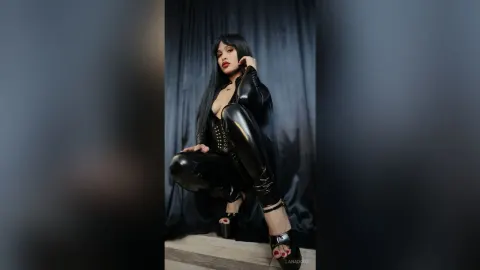 LanaDoux — mistress