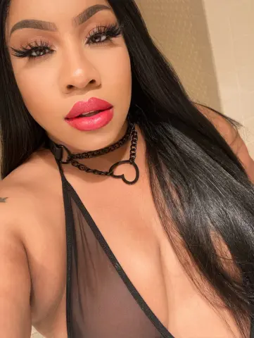 NeliaVoss — Streamate Photos