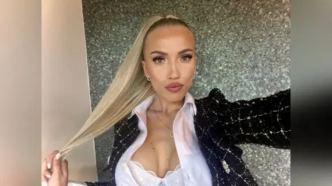 ElsaPressley — classy