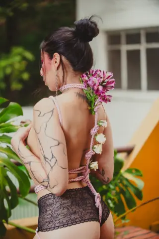 SaaraFoox — Streamate Photos