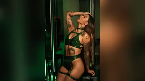 VictoriaFontaine — im your girl