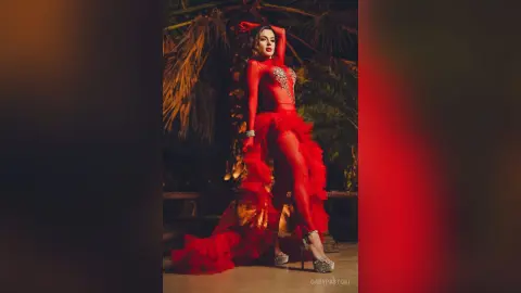 GabyPastori — Red is me