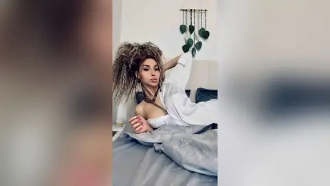EvaElvish — Shall we meet the morning together?😜
