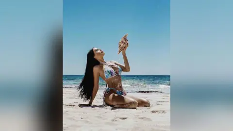 HillaryHolm — Summer lover