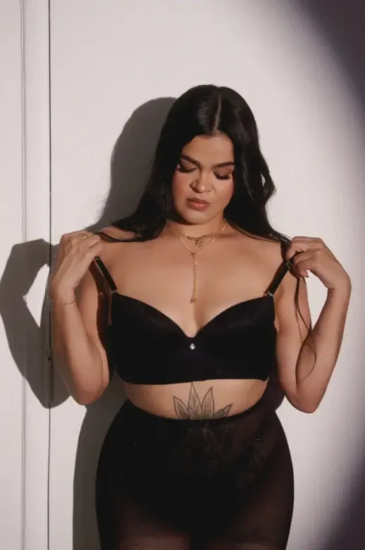 Luciana_Vegah — Streamate Photos