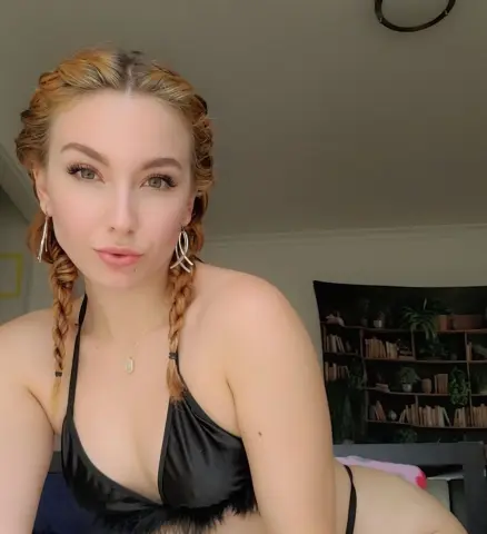 Rebelrebbb — Streamate Photos