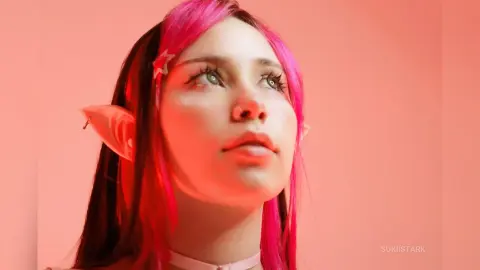 SukiiStark — 💗