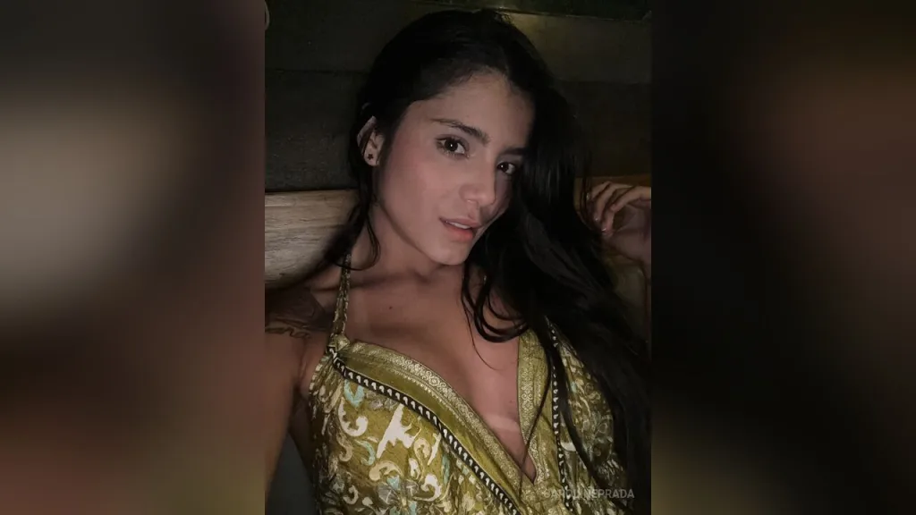 CarolinePrada — Sexyyyy para ti