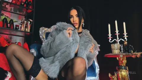 MoniqueSpelll — Fur Queen