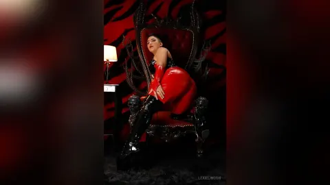 LexieLincon — ℒℯ𝓍𝒾ℯ 💋