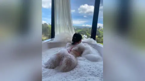 HannahMartinez — 🔥🔥