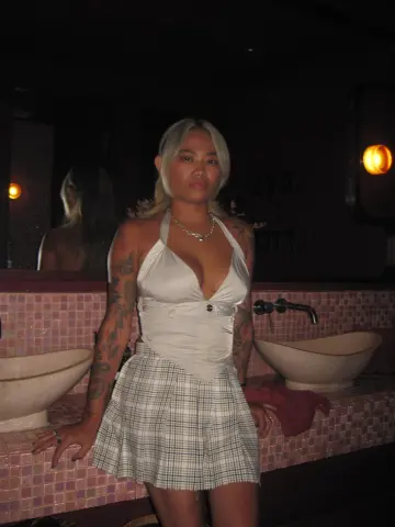 sassysukiii — Streamate Photos