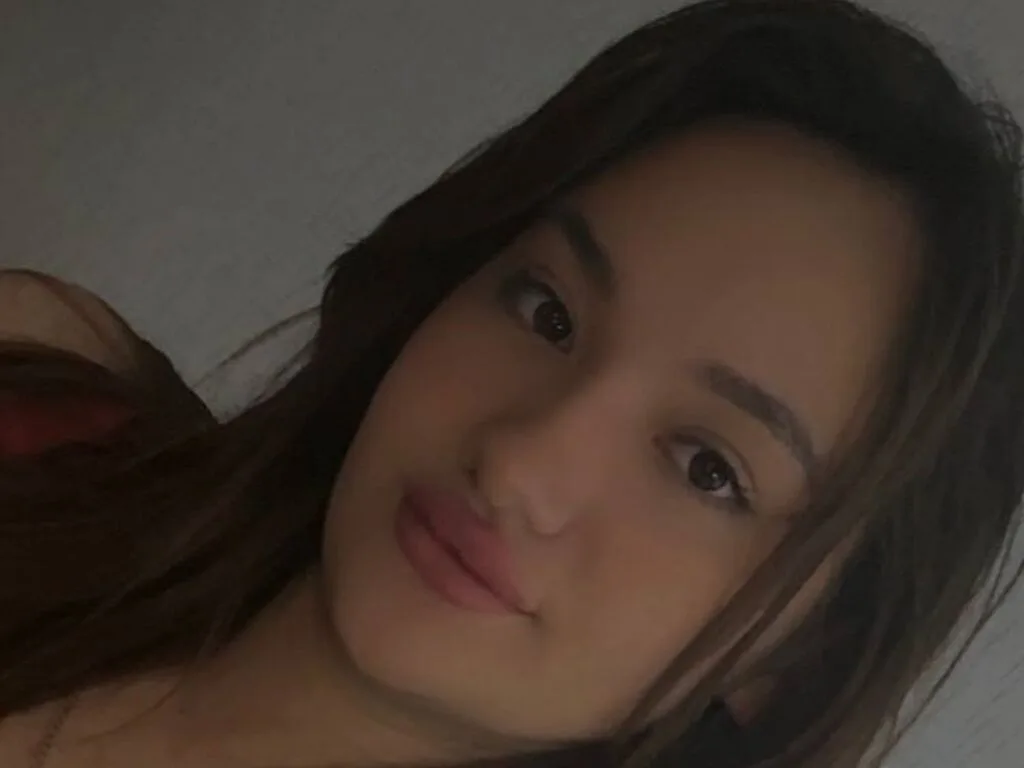 EmiliaPeach