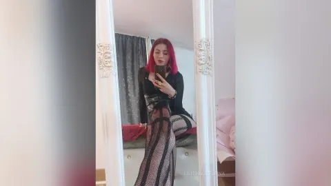 LilithNocturna — Foot fetish 