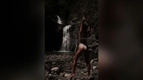 ElizabethSwith — Wild girl