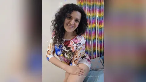 NataliaCurly — Photo images during chat