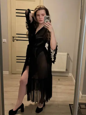 Reneswee — Streamate Photos