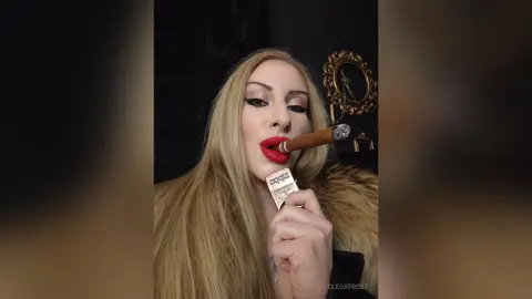 CleoXFrost