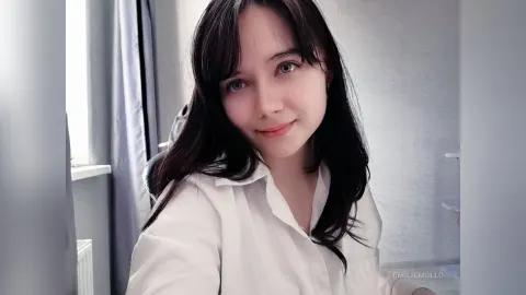 EmilieMollo — 1