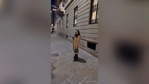 AngelinaKunis — New