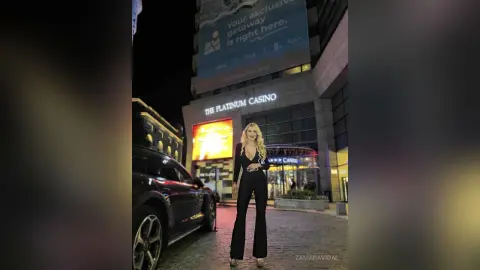 ZamaraVidal — Black night 
