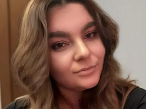 MeganDarcy cam model