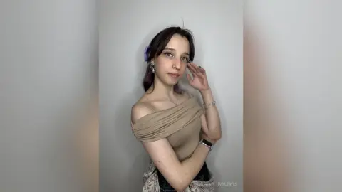 IvyLewis — 4