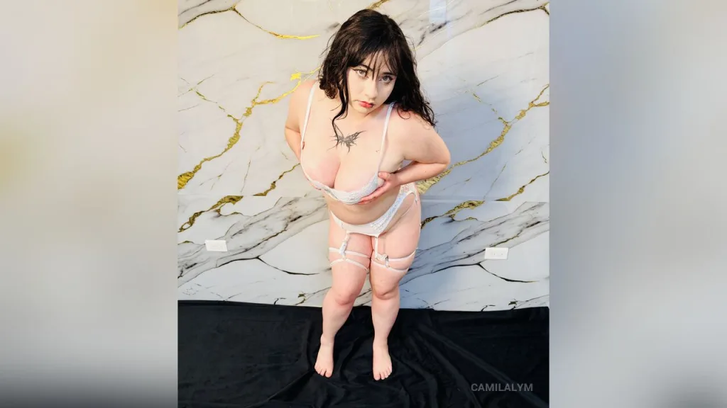 CamilaLym — Sexy girl looking for a man