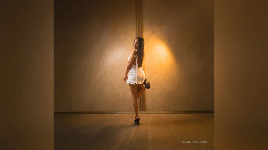 AlanhaMonroe — sexy