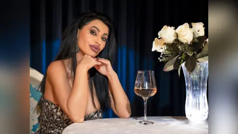 LiaDash — A Glass Of "Us"