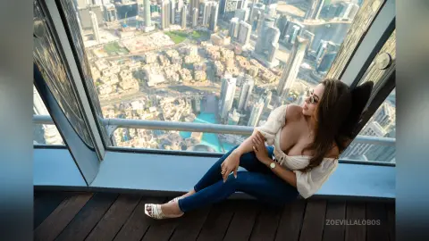 ZoeVillalobos — Hi from Dubai