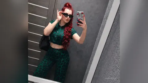 AmbraBlair — Selfie time,bitches!