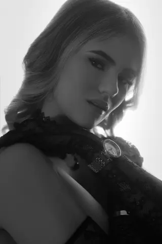 SelenaMontreall — Streamate Photos