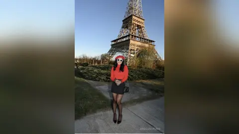 AngelinaKunis