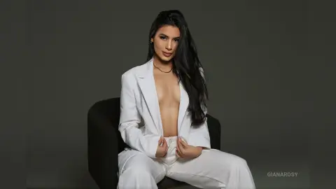 GianaRosy — Your GIRL BOSS🌸