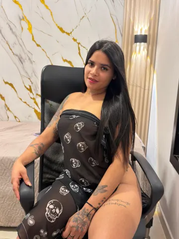 miaasterling — Streamate Photos