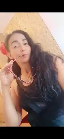 SamanttaLopez — Streamate Photos