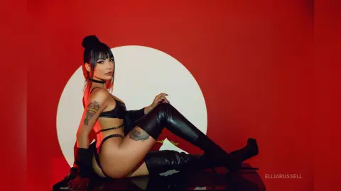 ElliaRussell — Red Seduction😈