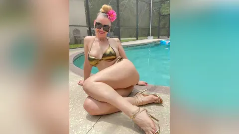 PinkNiclolleta — Sexy outfit 💕