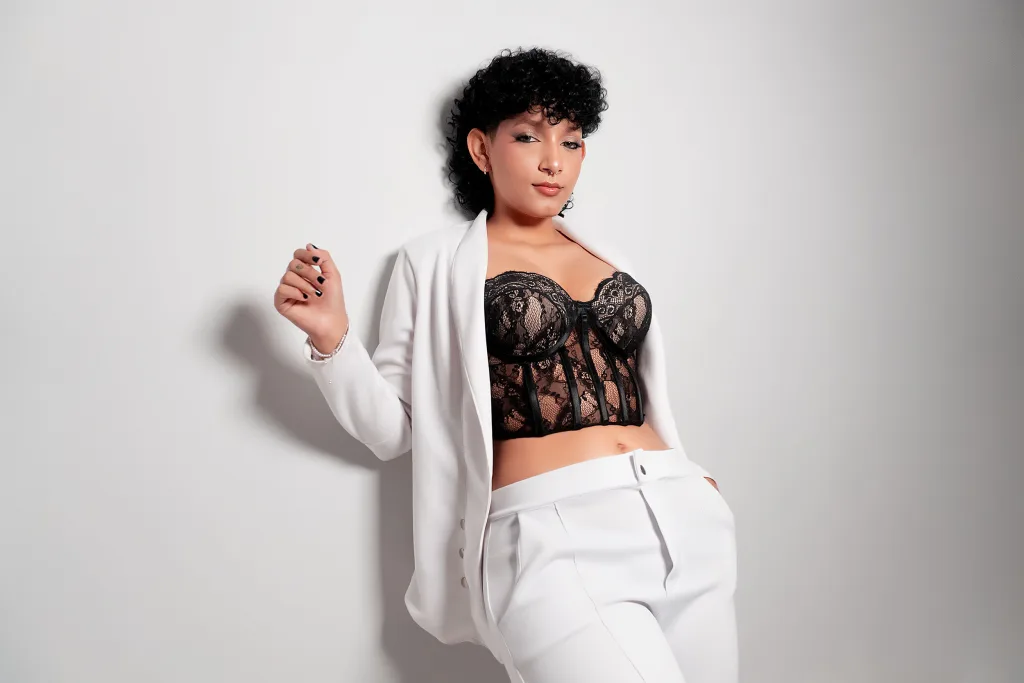 AlissonMur — Streamate Photos