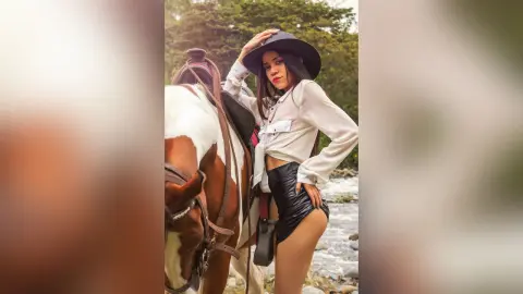 AmyBeck — Halloween 🤠​​⛺​🔥​