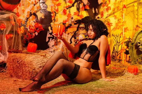 KylaDmoon — Streamate Photos
