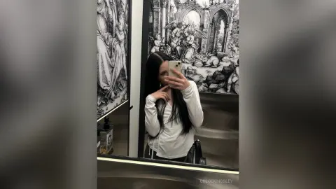 ChloeKingsley — me