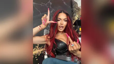 MoniqueSpelll — .